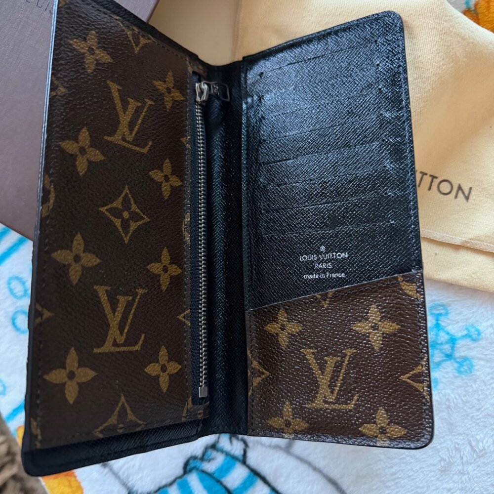 LOUIS VUITTON Monogram & Black Leather Macassar Brazza Wallet Unisex - Picture 2 of 12